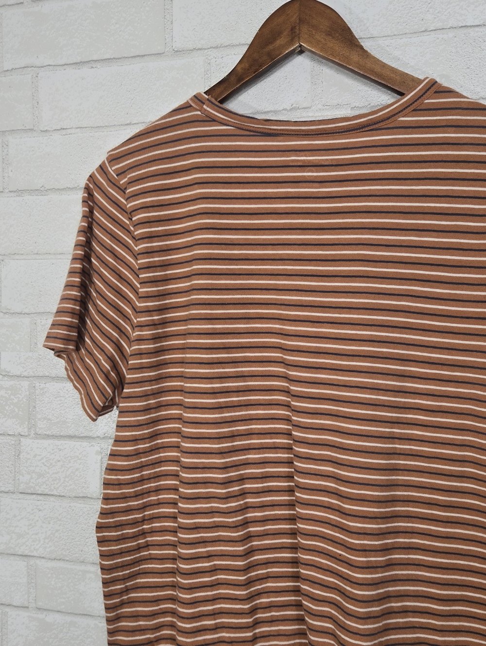 Universal Thread stripe tee - Picture 11 of 11